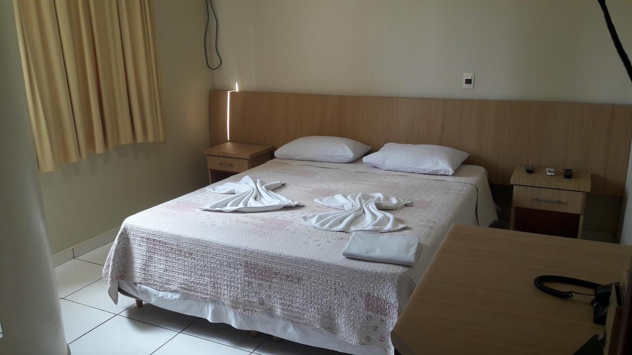 Athenas Plaza Hotel جويانيا المظهر الخارجي الصورة